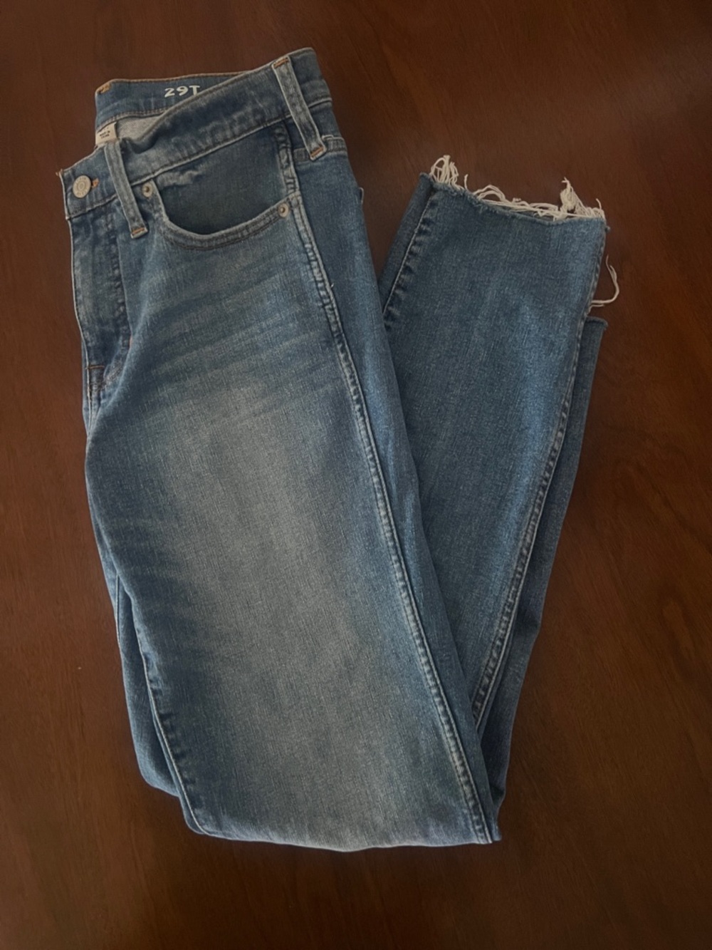 J. Crew Vintage Slim Straight Jeans. 29 Tall. Frayed Hems. Like New!